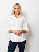 Snoskins Textured Embroidered Woven Collarless Button Top 24654-25S