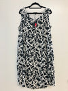 Final Sale Carre Noir Dress Size M