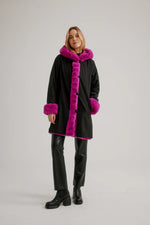 Nikki Jones Reversible faux fur Lola coat K4129RF-164 Black/Fuschi