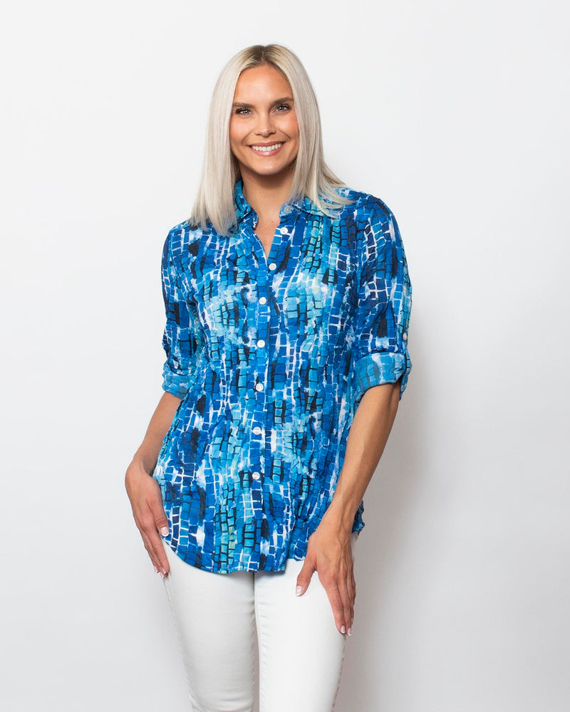 FINAL SALE SnoSkins Printed Crinkle Mesh Twist Front with Short sleeve 89610-24S