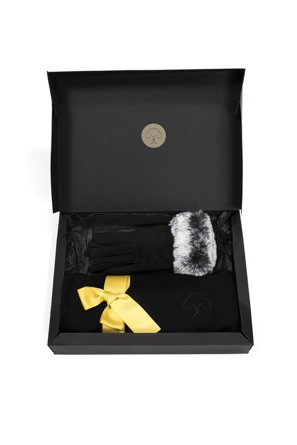 Jayley Gift set: Cashmere Blend and Faux Suede Gift SetJXMS165A-06 -