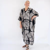 Sylca Paint-stroke Shibori turbulence Sky Caftan in Black and Tan MA21D04